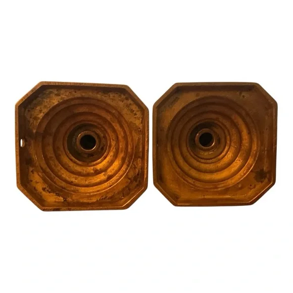 Elegant Vintage Brass Candlestick Holders Not Branded - Picture 6 of 6